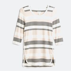 Zansia French terry knit top from Market & Spruce. Size medium.